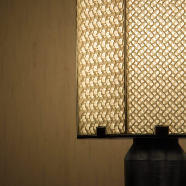 光跡 窗花格柵造型桌燈 復古光影效果 E27燈座細節