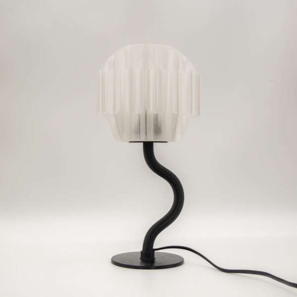 Brisa & Sprout 仿生造型桌燈 S型曲線底座與花苞燈罩 植感居家設計