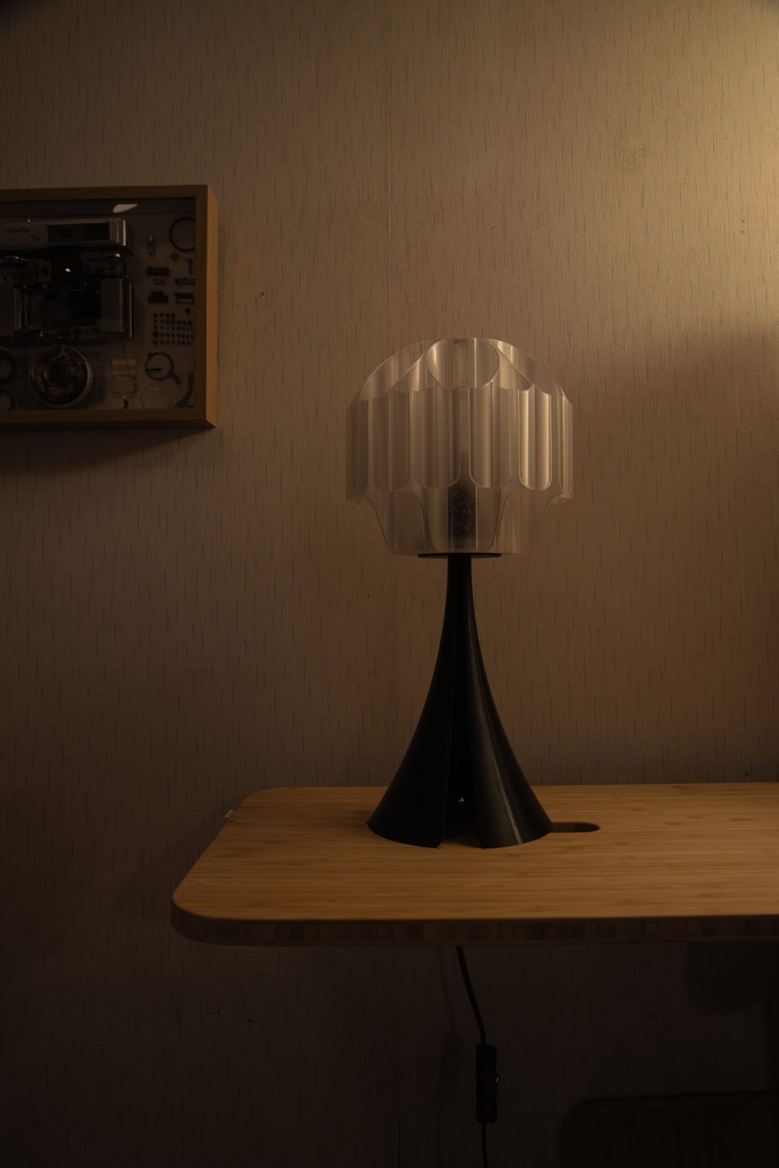 SammmLink Drape黑色燈座 關燈外觀細節 3D列印模組化桌燈