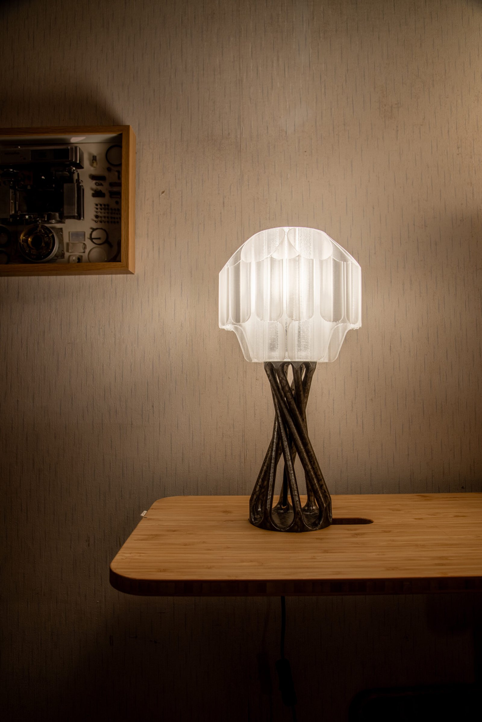 SammmLink Brisa x Twirl 桌燈 - 透灰款