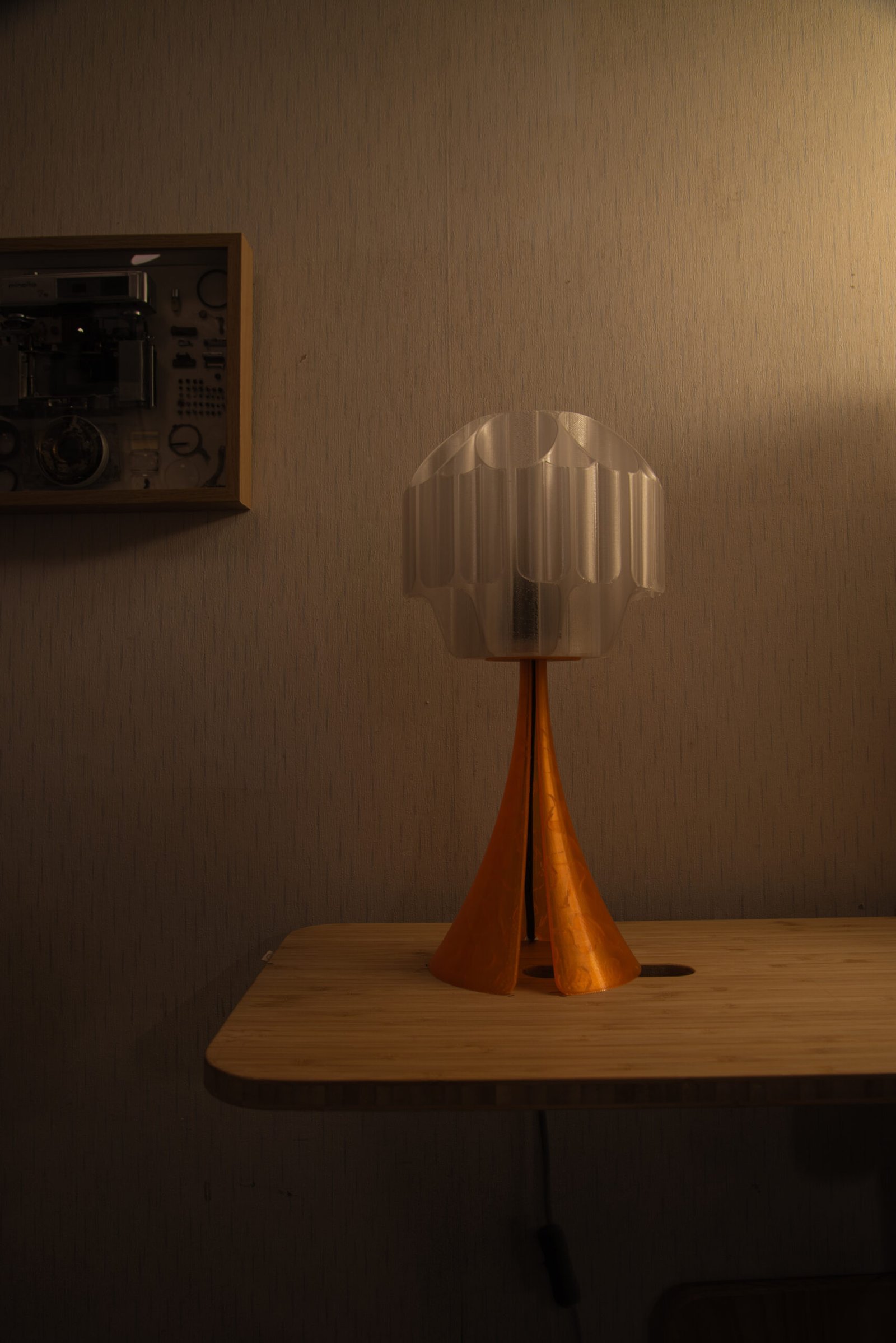 SammmLink Drape 透橘色燈座 關燈外觀細節 3D列印模組化桌燈